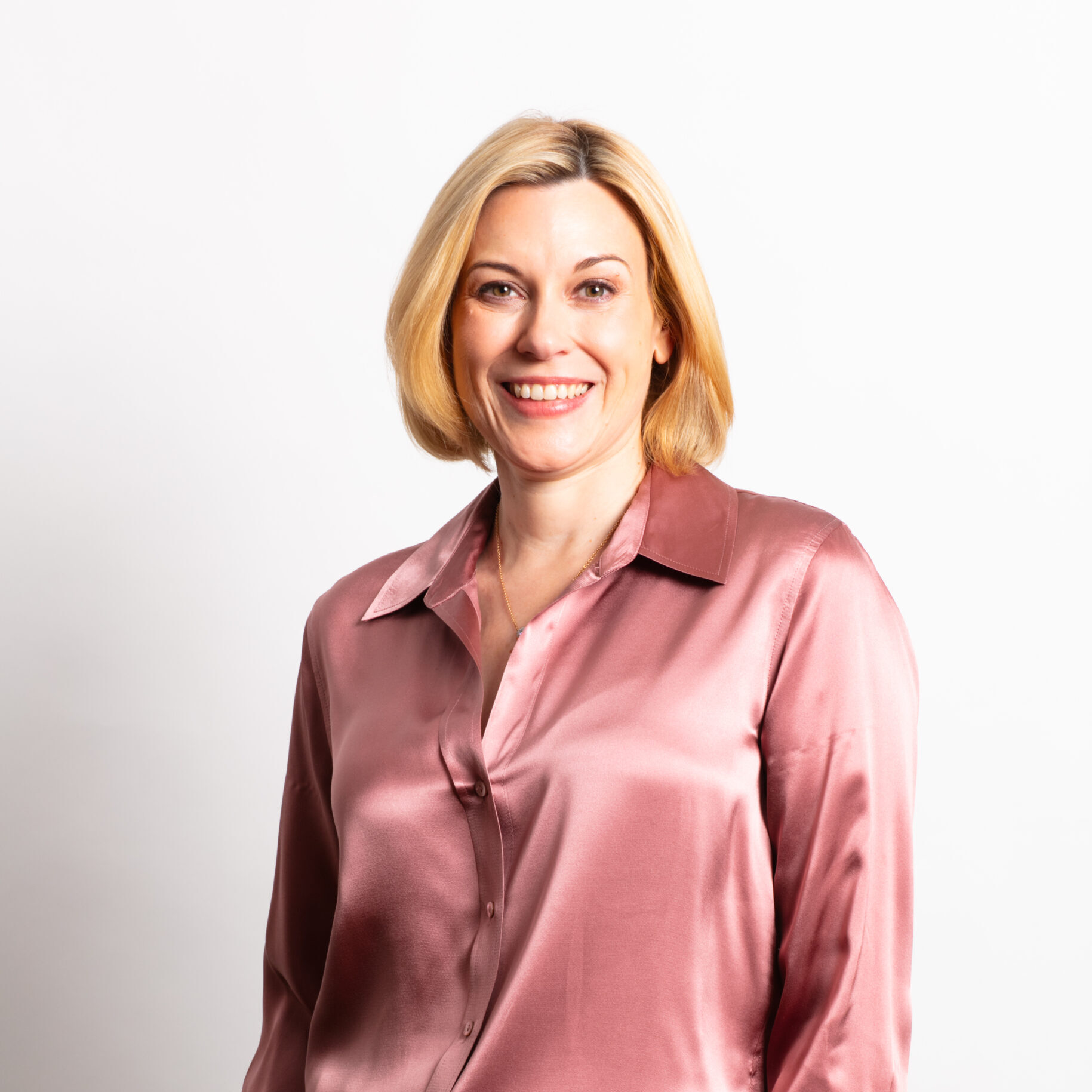 Erin Clifford headshot